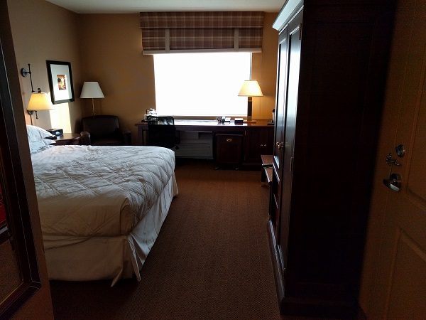 Sheraton Herndon Dulles Airport Club King Bedroom 1