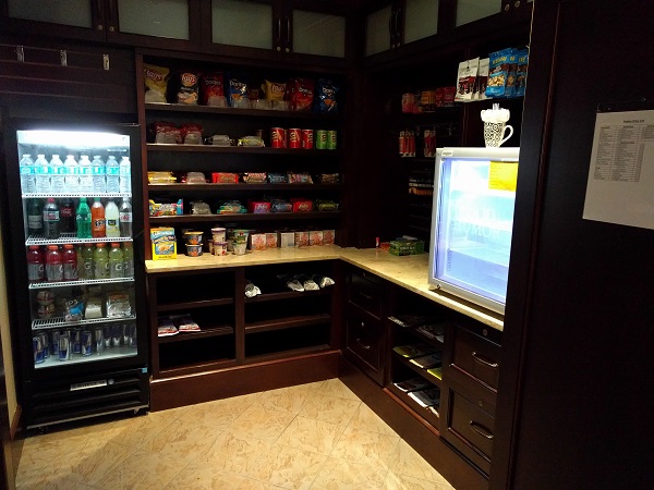 Sheraton Herndon Dulles Airport Snack Pantry