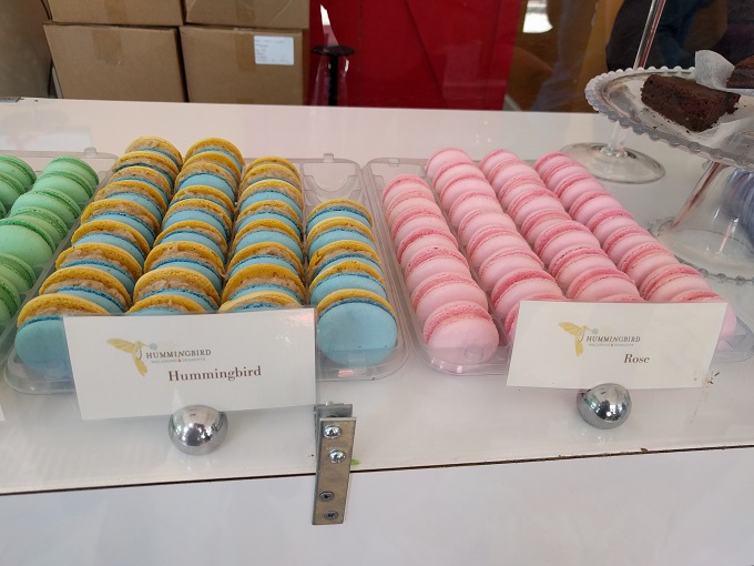 Hummingbird macarons