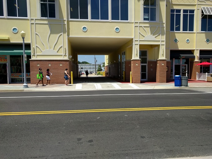 Hyatt House Virginia Beach Parking entrance