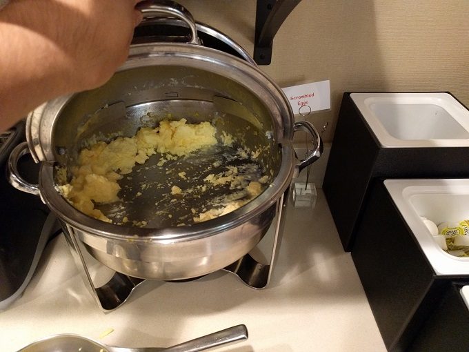 Staybridge Suites Herndon Dulles breakfast - scrambled eggs