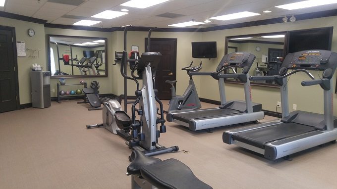 Staybridge Suites Herndon Dulles gym