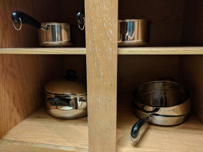 Staybridge Suites Herndon Dulles kitchen cupboard