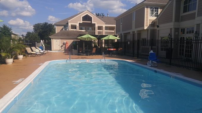 Staybridge Suites Herndon Dulles swimming pool