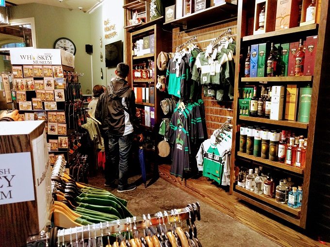 Irish Whiskey Museum, Dublin gift shop