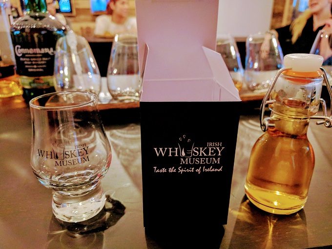 Irish Whiskey Museum, Dublin - my own special blend and prize