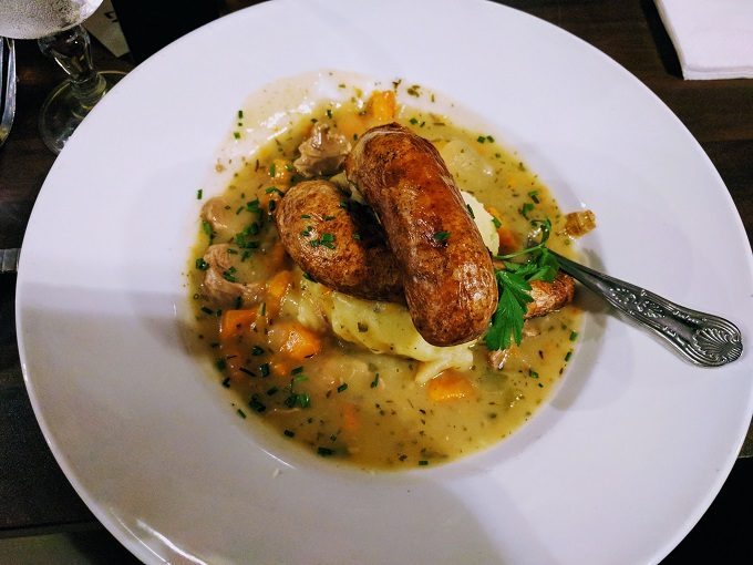 The Quay's Bar - Famous Dublin Coddle - bangers & mash and Irish stew