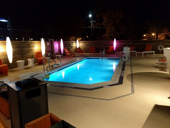 Aloft Raleigh - heated outdoor pool