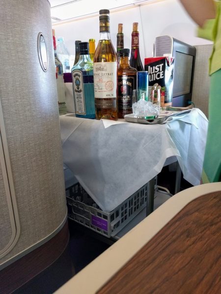 Thai Airways MEL-BKK business class drinks service