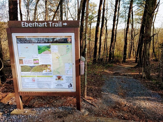 Start of the Eberhart Trail, Little River Canyon National Preserve, Alabama