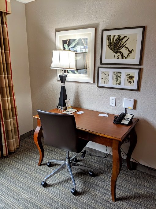 Country Inn & Suites London, Kentucky - Desk & office chair