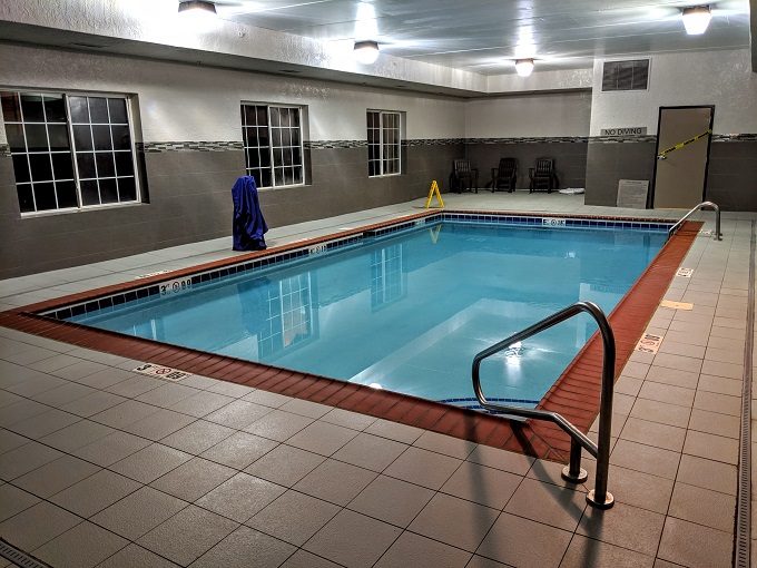 Country Inn & Suites London, Kentucky - Swimming pool