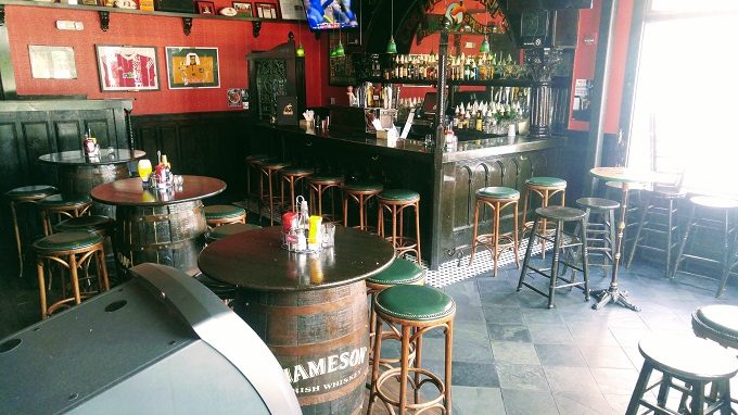 Hibernian Irish Pub and Restaurant seating