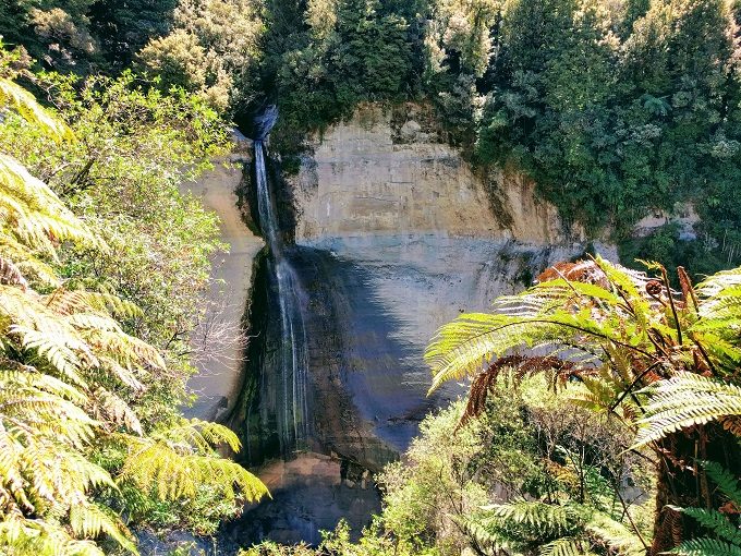 21 - Mount Damper Falls