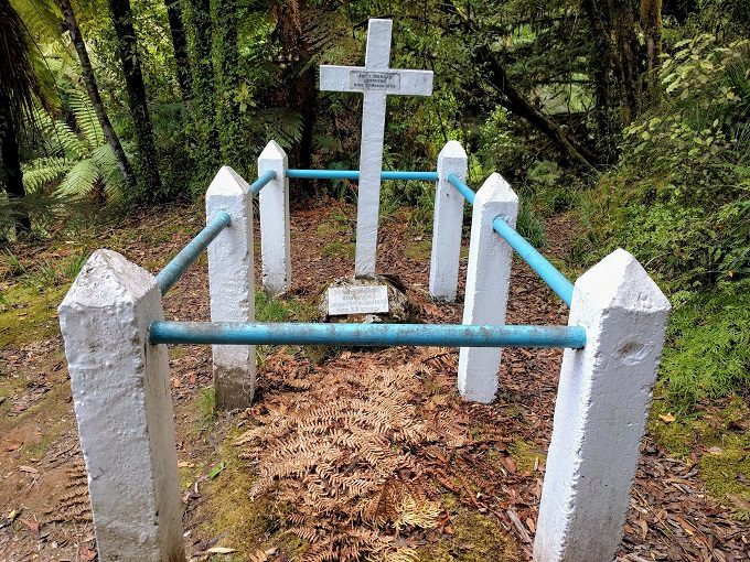 Joshua Morgan's grave