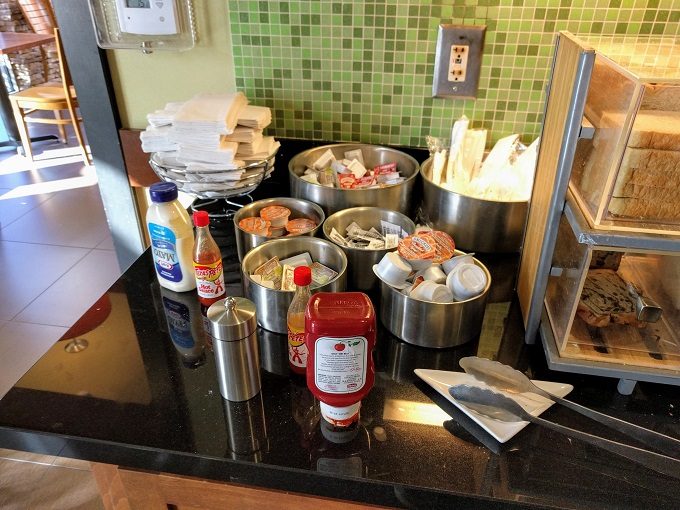 Hyatt Place Charleston Airport-Convention Center Preserves and condiments