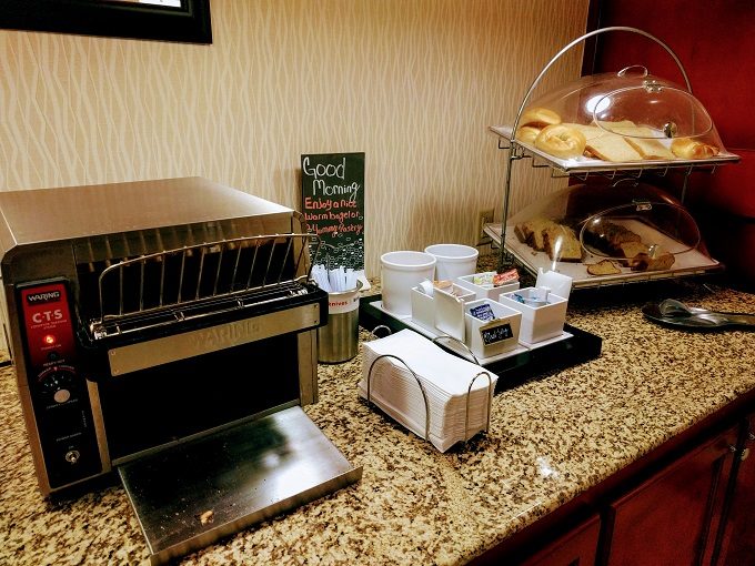 Hampton Inn Enterprise AL - Breads, pastries, preserves & toaster