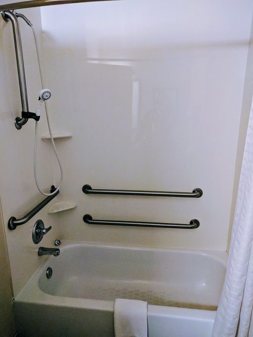 Country Inn & Suites Saraland, Alabama - Bathtub with shower