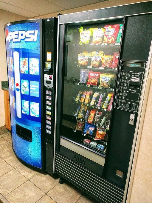 Econo Lodge Arena Wilkes-Barre PA - Vending machines
