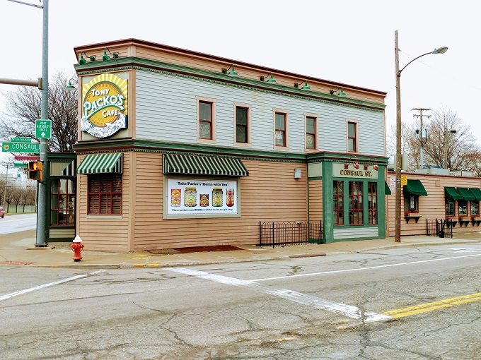 The Original Tony Packo's, Toledo Ohio - Exterior