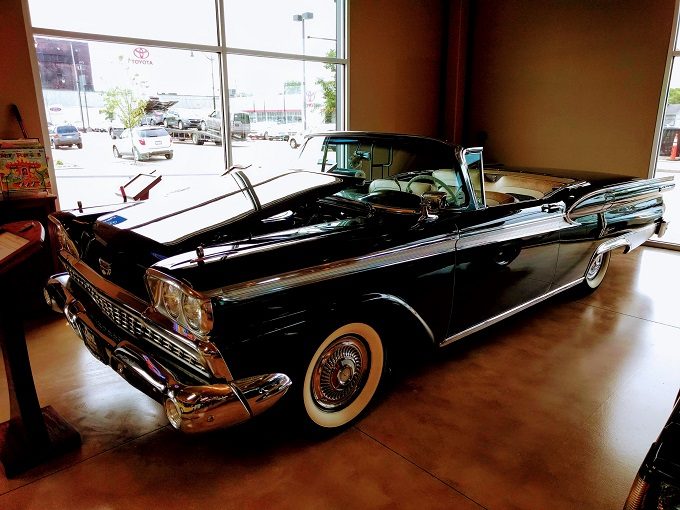 1959 Ford Fairline Galaxie Skyliner