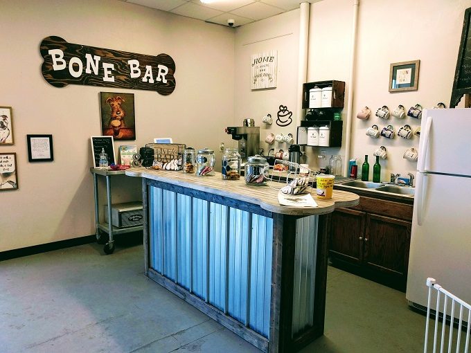Bark & Brew, Green Bay - Bone Bar