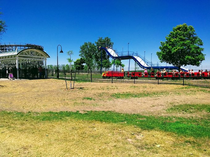 Bay Beach Amusement Park, Green Bay - Train and slide