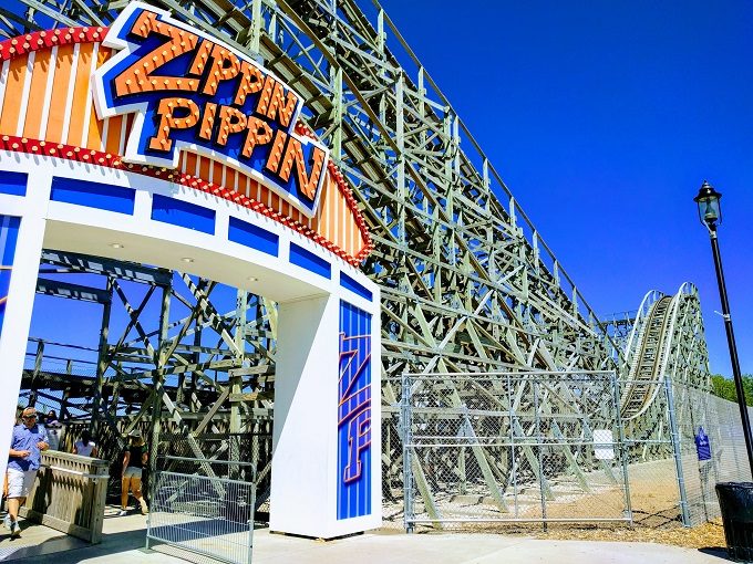 Bay Beach Amusement Park, Green Bay - Zippin Pippin entrance