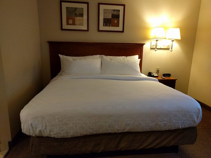 Candlewood Suites South Bend Airport - King bed