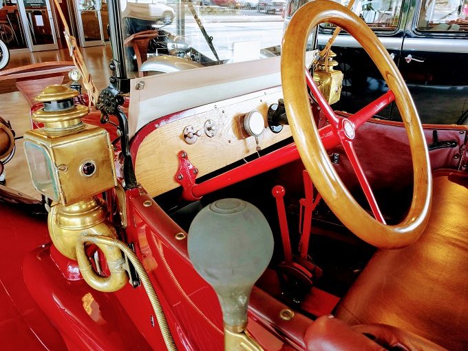 Driver's side of a 1914 Saxon Roadster