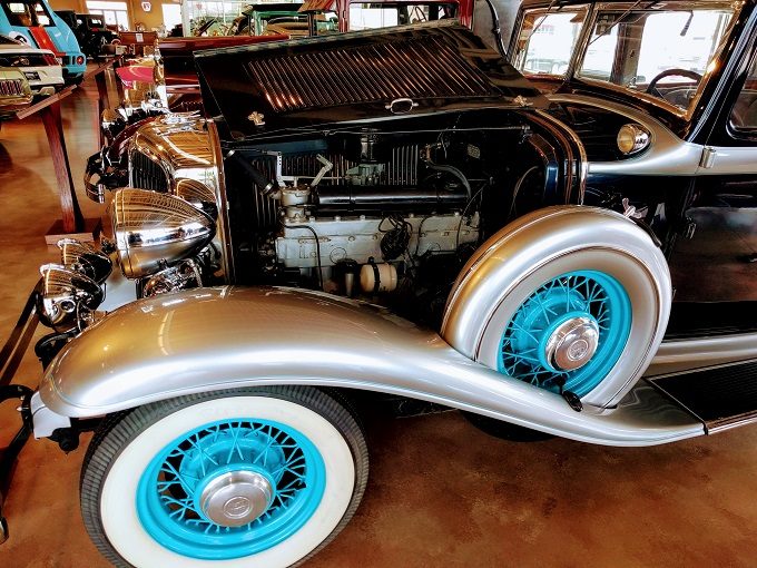 Engine of a 1932 Chrysler CP-8