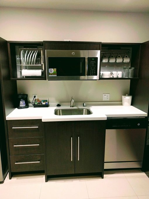 Home2 Suites Green Bay WI - Kitchen