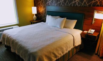 Home2 Suites Green Bay WI - Queen bed