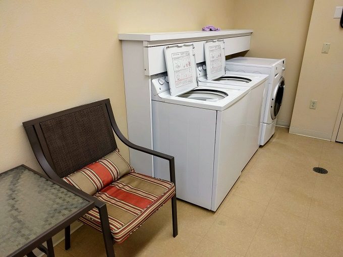 Candlewood Suites Peoria at Grand Prairie - Washers