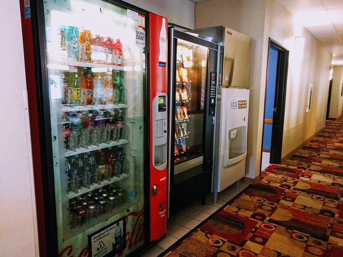 Quality Inn Eau Claire, Wisconsin - Vending machines & ice machine