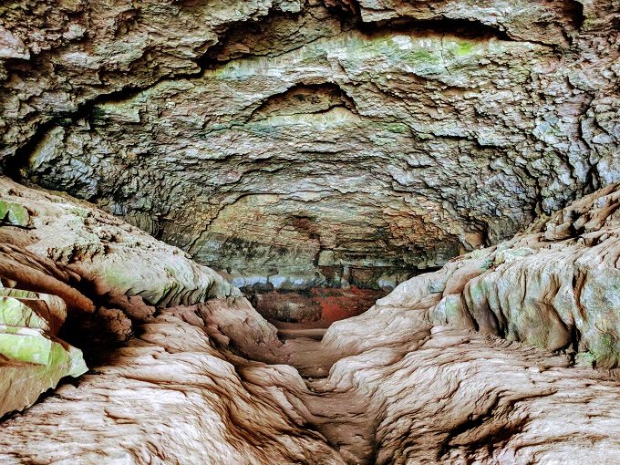 Inside Cave-In-Rock