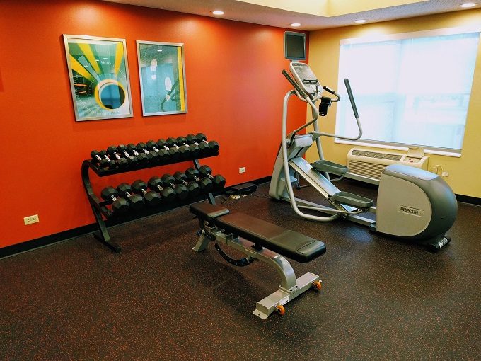 TownePlace Suites Chicago Naperville, Illinois - Fitness room 2