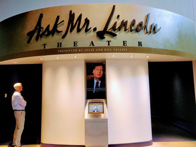 Abraham Lincoln Presidential Museum - Ask Mr Lincoln