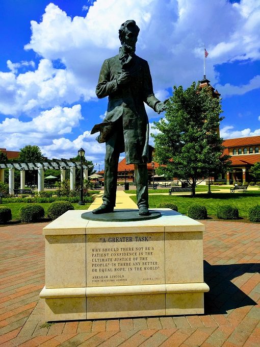 Abraham Lincoln statue in Union Square Park, Springfield IL