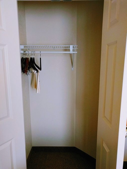 Candlewood Suites Springfield IL - Bedroom closet