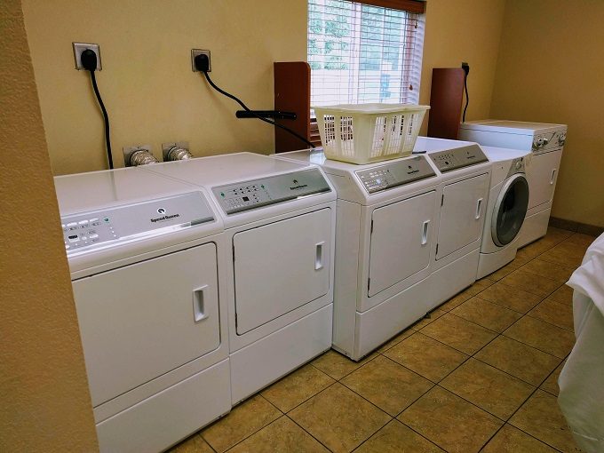 Candlewood Suites Springfield IL - Guest laundry - dryers