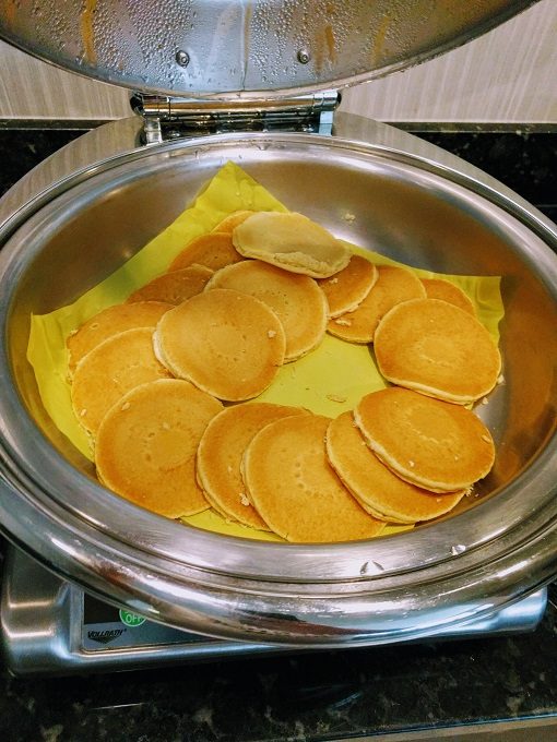Hyatt Regency Tulsa - Club lounge breakfast - Pancakes