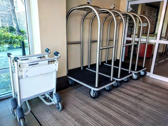 Hyatt Place Corpus Christi, Texas - Luggage carts