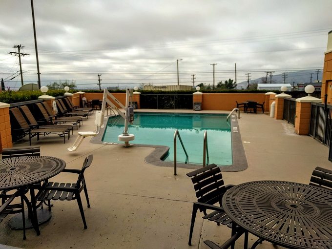 Hyatt Place El Paso Airport - Outdoor swimming pool