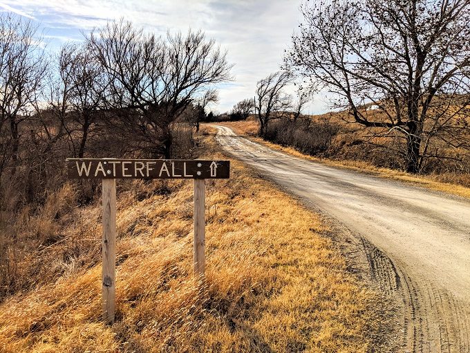 Cowley State Fishing Lake - Sign to the waterfall