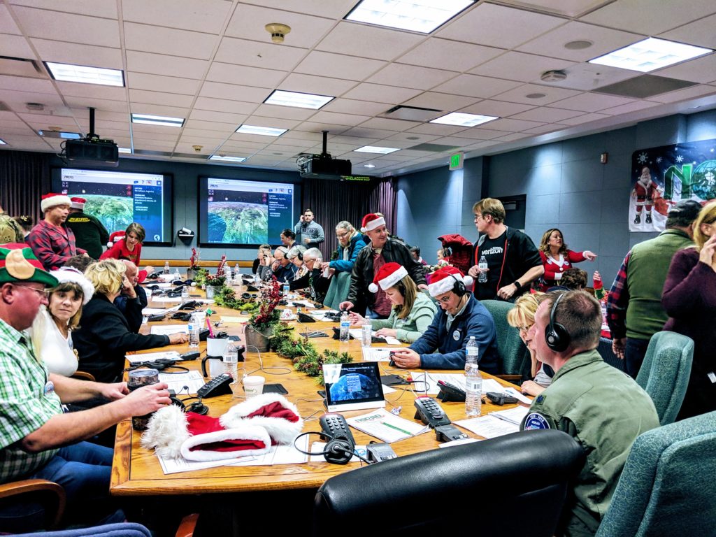 Volunteering With NORAD Tracks Santa - Christmas Eve 2018 - No Home ...