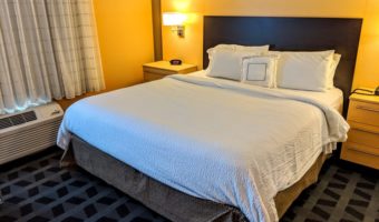 TownePlace Suites Garden City, Kansas - King bed
