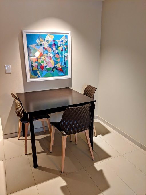 Home2 Suites Chantilly Dulles Airport - Dining table & chairs