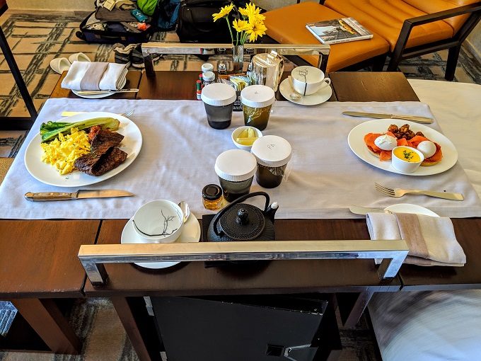 Park Hyatt New York - Room service breakfast