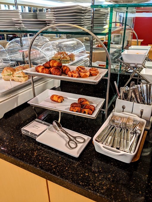 Air France Lounge (Priority Pass) at Boston Logan Airport - Croissants & pastries